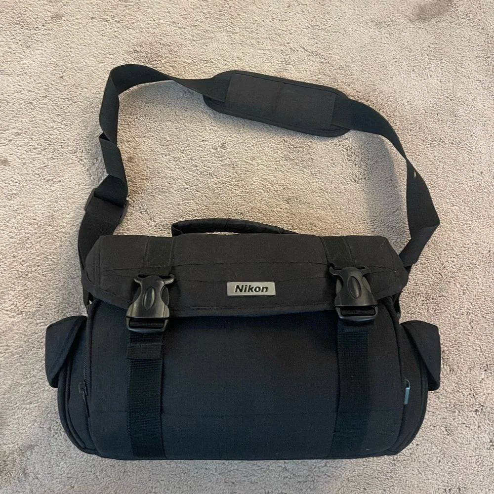 Nikon D90